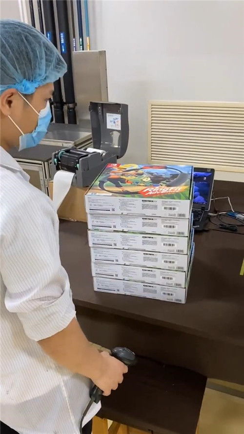 健身環大冒險即將發售，工人們全力組裝健康護具